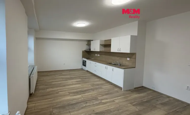 Pronájem bytu 1+kk, Ústí nad Orlicí - Hylváty, Třebovská, 38 m2