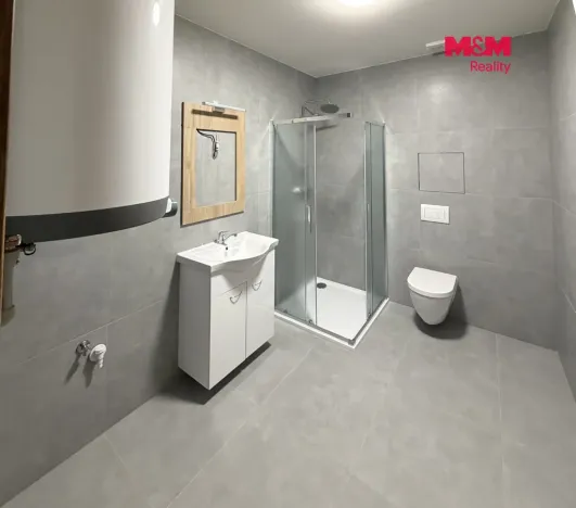 Pronájem bytu 1+kk, Ústí nad Orlicí - Hylváty, Třebovská, 38 m2
