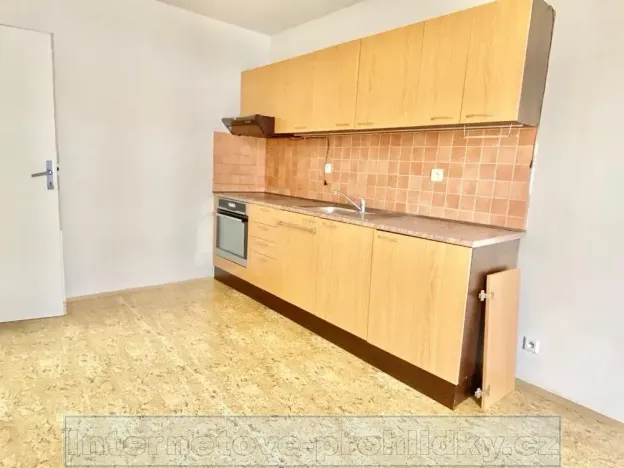 Pronájem bytu 2+1, Kladno, 77 m2