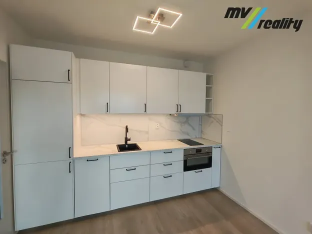 Pronájem bytu 2+kk, Lysá nad Labem, Šípková, 45 m2