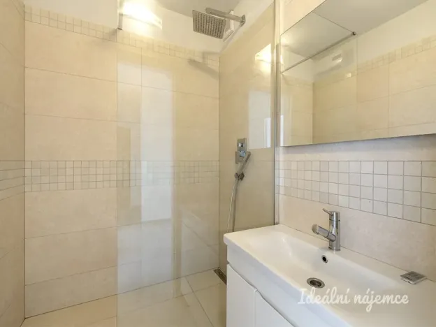 Pronájem bytu 3+kk, Praha - Písnice, Na okruhu, 79 m2