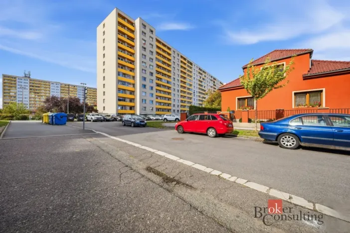 Pronájem bytu 2+kk, Hradec Králové - Nový Hradec Králové, třída Edvarda Beneše, 47 m2