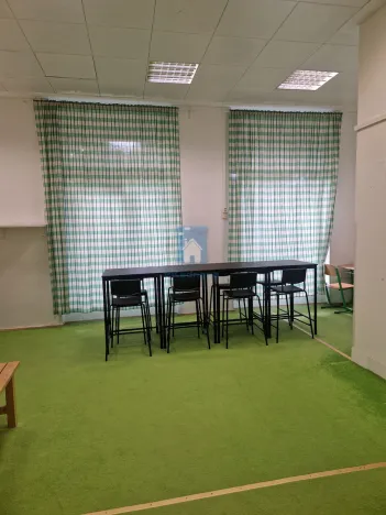 Pronájem kanceláře, Praha, Rajmonova, 80 m2