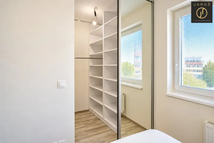 Pronájem bytu 3+kk, Praha, Sicherova, 71 m2