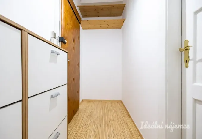 Pronájem bytu 2+1, Praha - Nusle, Pod pramenem, 68 m2