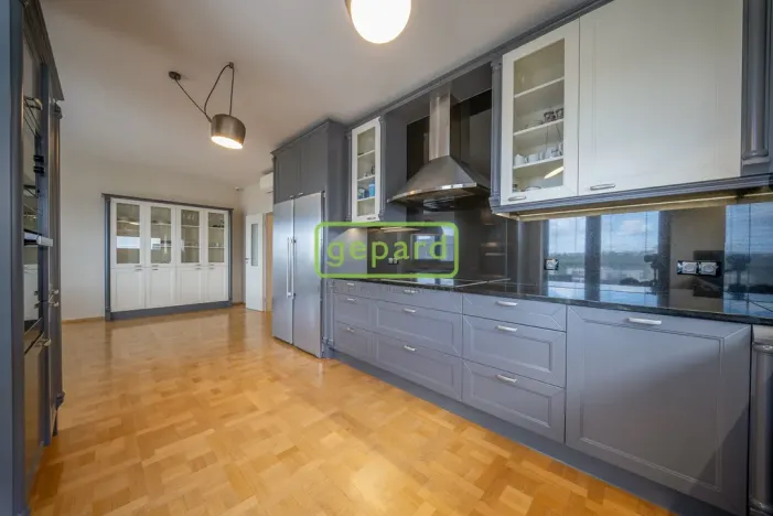 Prodej bytu 3+kk, Praha, Učňovská, 90 m2