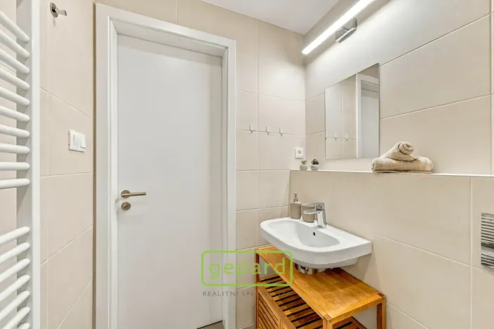 Prodej bytu 2+kk, Unhošť, Karla Čapka, 35 m2