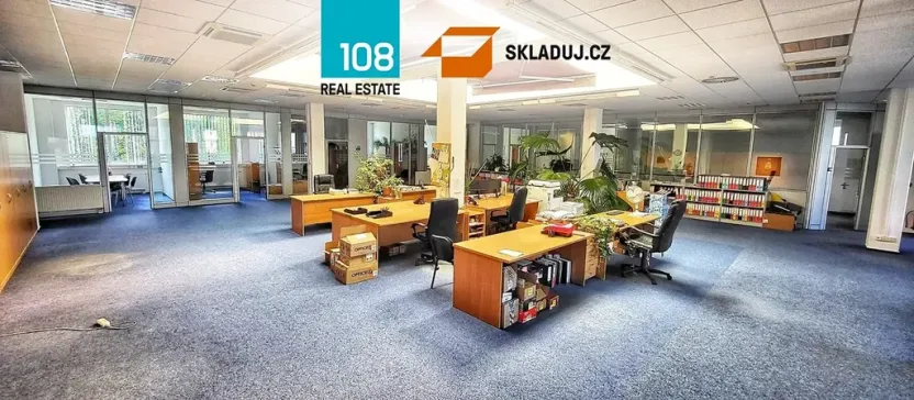 Pronájem skladu, Plzeň, Teslova, 5000 m2
