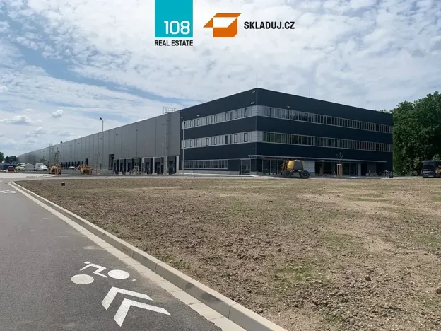 Pronájem skladu, Pardubice, Nádražní, 7800 m2