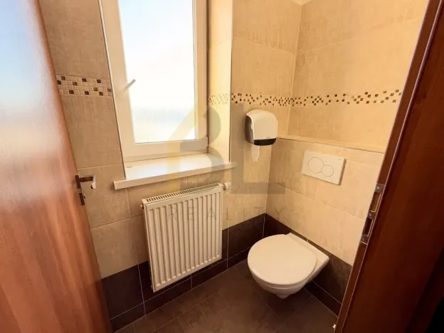 Pronájem kanceláře, Hodonín, Národní třída, 34 m2