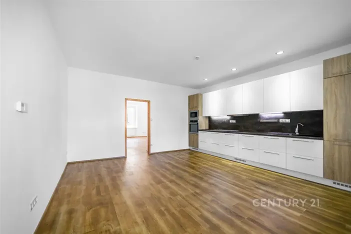 Prodej bytu 3+kk, Plzeň - Jižní Předměstí, Vrchlického, 77 m2