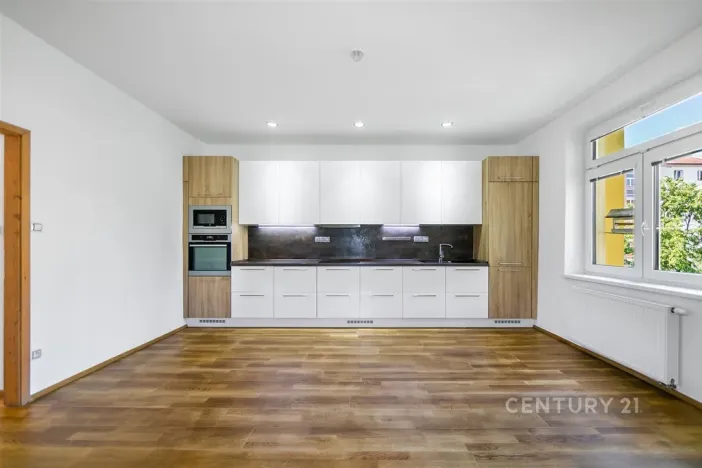 Prodej bytu 3+kk, Plzeň - Jižní Předměstí, Vrchlického, 77 m2