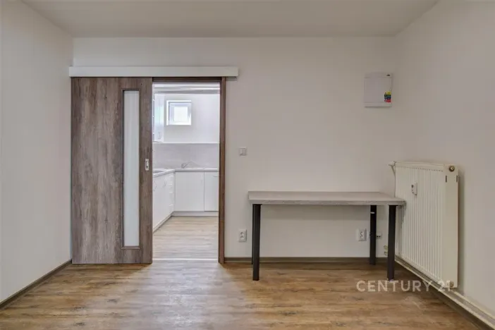 Prodej kanceláře, Plzeň - Severní Předměstí, Bzenecká, 39 m2