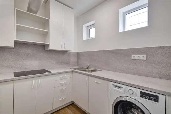 Prodej kanceláře, Plzeň - Severní Předměstí, Bzenecká, 39 m2