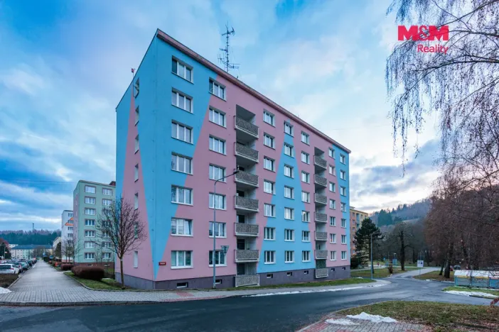 Pronájem bytu 1+1, Kraslice, B. Smetany, 36 m2