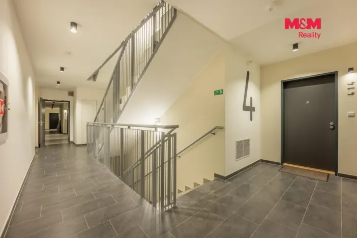 Prodej bytu 1+kk, Praha - Dolní Měcholupy, Honzíkova, 35 m2