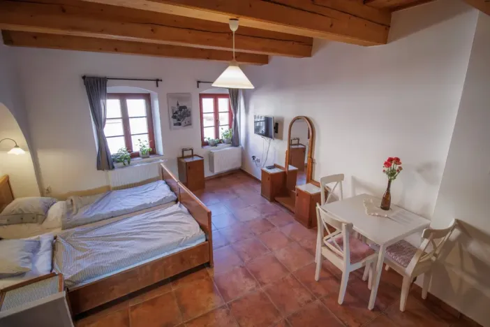 Pronájem atypického bytu, Sušice - Sušice I, Americké armády, 35 m2