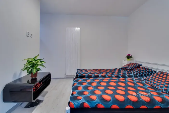 Pronájem bytu 2+kk, Vojkovice, 84 m2