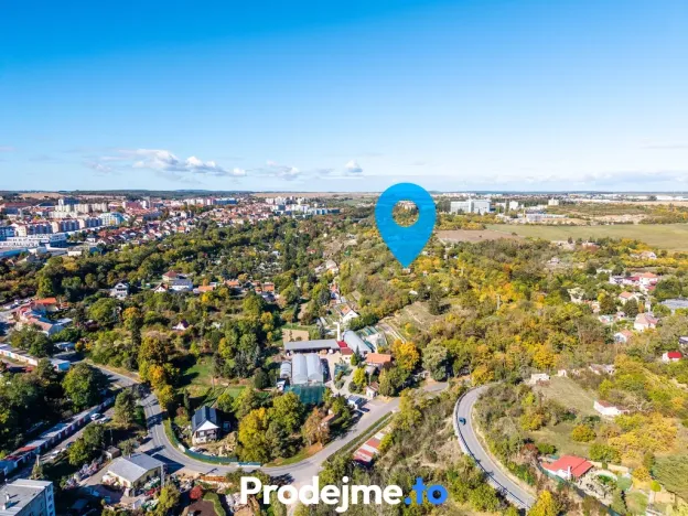 Prodej zahrady, Znojmo, 1922 m2