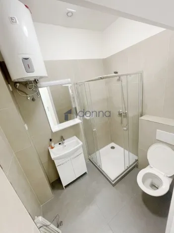 Pronájem bytu 1+1, Praha, Lublaňská, 42 m2