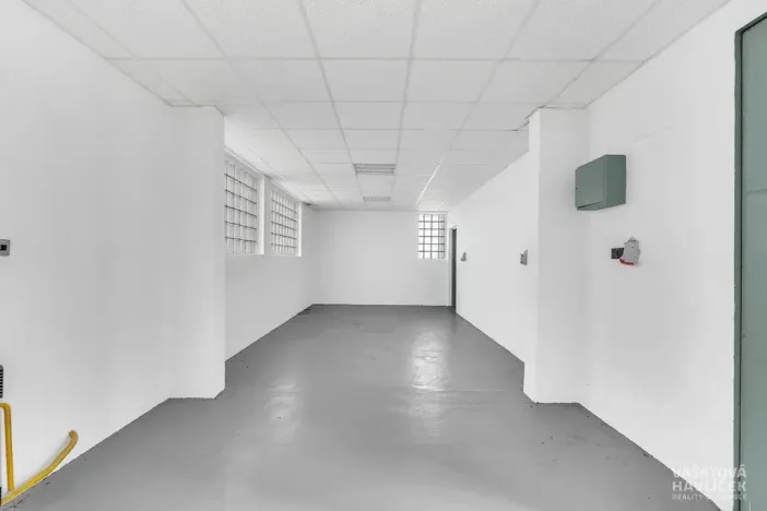 Pronájem skladu, Hradec Králové - Slezské Předměstí, Stavební, 124 m2