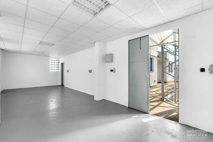 Pronájem skladu, Hradec Králové - Slezské Předměstí, Stavební, 124 m2