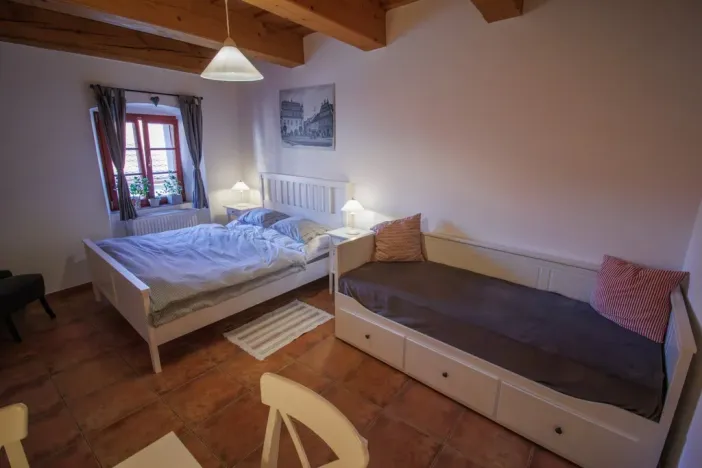 Pronájem atypického bytu, Sušice - Sušice I, Americké armády, 25 m2