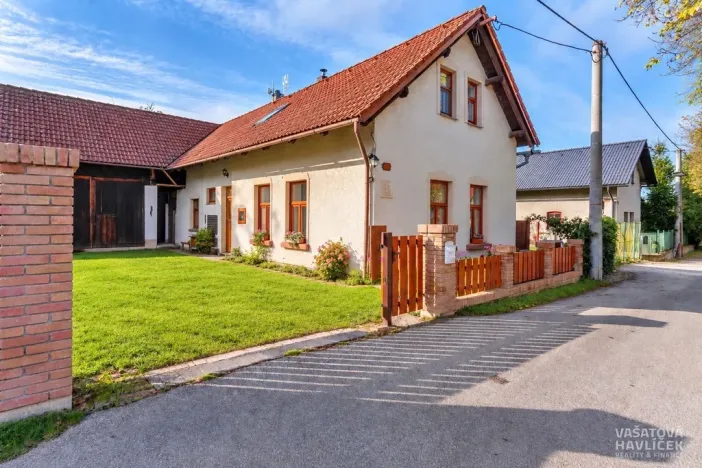 Prodej rodinného domu, Hořiněves - Žíželeves, 149 m2