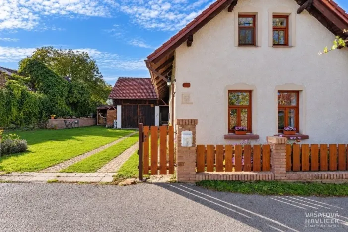 Prodej rodinného domu, Hořiněves - Žíželeves, 149 m2