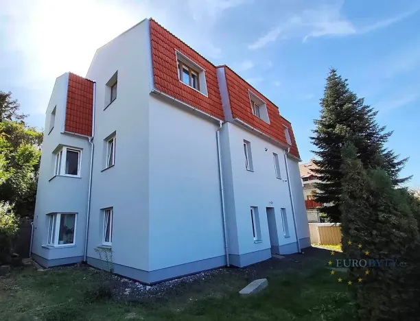 Pronájem bytu 2+1, Praha - Podolí, Na vrstvách, 70 m2