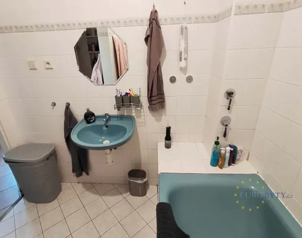 Pronájem bytu 2+1, Praha - Podolí, Na vrstvách, 70 m2