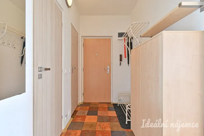 Pronájem bytu 3+1, Brno - Lesná, Milénova, 68 m2
