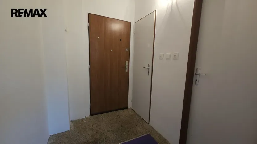 Prodej bytu 1+kk, Jindřichův Hradec - Otín, 20 m2