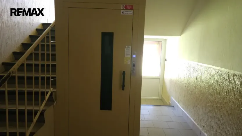 Prodej bytu 1+kk, Jindřichův Hradec - Otín, 20 m2