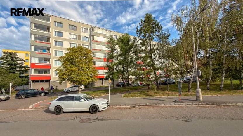 Prodej bytu 2+1, Hradec Králové - Moravské Předměstí, Sekaninova, 61 m2