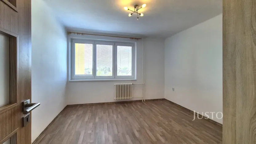 Pronájem bytu 3+1, Písek - Hradiště, Ouzká, 79 m2