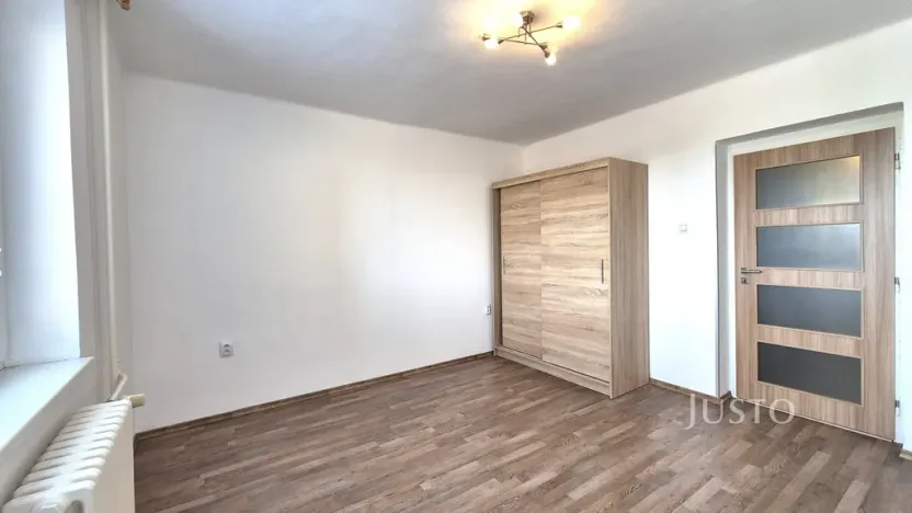 Pronájem bytu 3+1, Písek - Hradiště, Ouzká, 79 m2