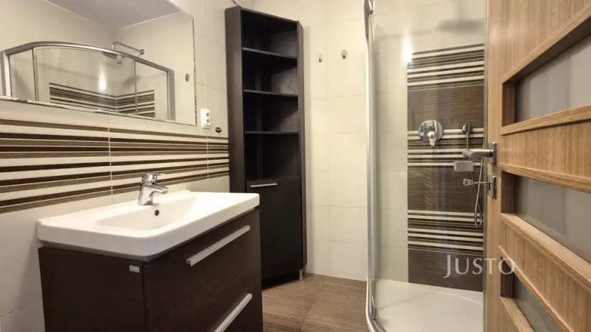 Pronájem bytu 3+1, Písek - Hradiště, Ouzká, 79 m2