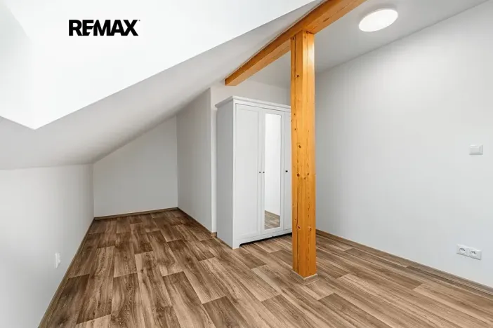 Pronájem rodinného domu, Horní Lukavice, 173 m2