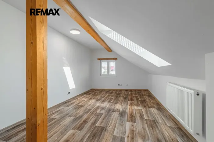 Pronájem rodinného domu, Horní Lukavice, 173 m2