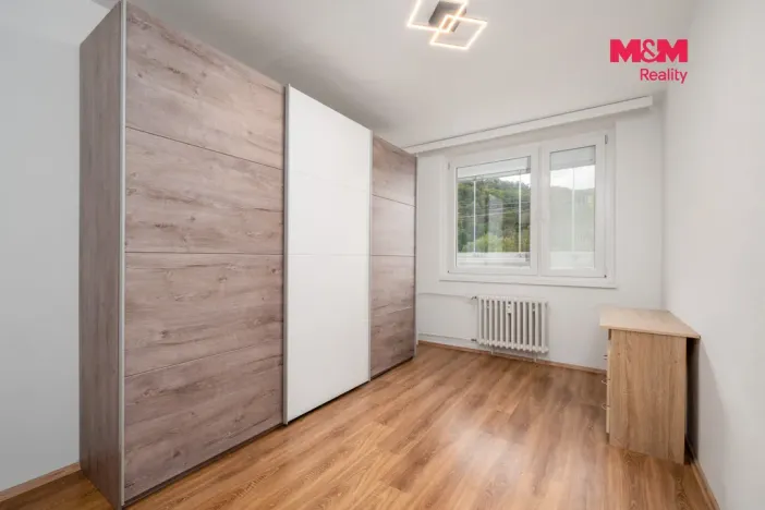 Prodej bytu 3+1, Krupka - Maršov, Dukelských hrdinů, 68 m2