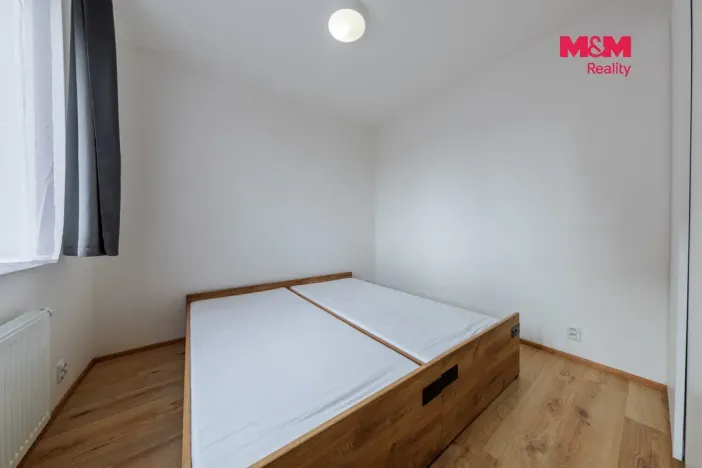 Prodej bytu 2+kk, Nová Role, Svobodova, 39 m2