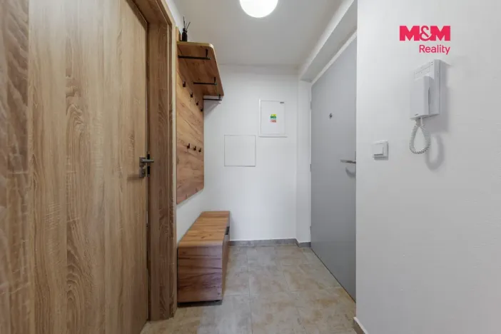 Prodej bytu 2+kk, Nová Role, Svobodova, 39 m2