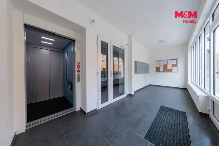 Prodej bytu 2+kk, Nová Role, Svobodova, 39 m2