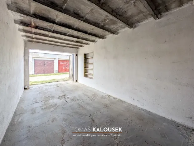 Prodej garáže, Ivančice, 18 m2