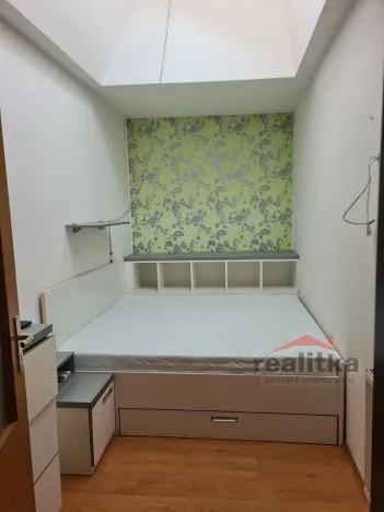 Pronájem bytu 2+1, Opava - Město, U Fortny, 50 m2