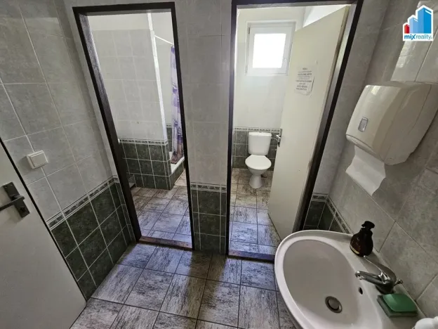 Pronájem skladu, Dýšina, Jižní, 912 m2