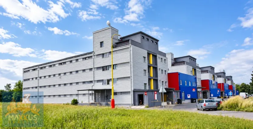Pronájem skladu, Praha - Horní Počernice, Ve žlíbku, 903 m2