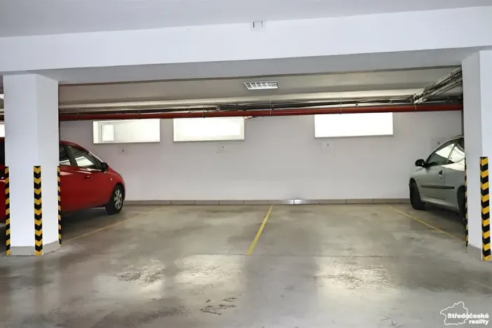 Pronájem bytu 1+kk, Praha - Újezd nad Lesy, Staroújezdská, 35 m2