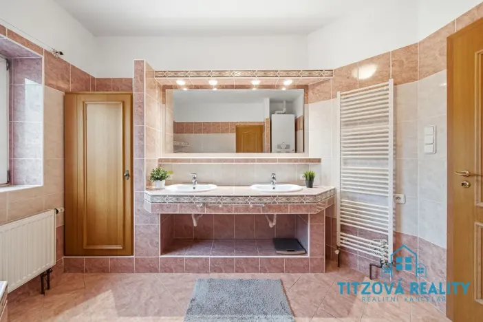 Prodej rodinného domu, Olomouc - Hodolany, Lermontovova, 245 m2
